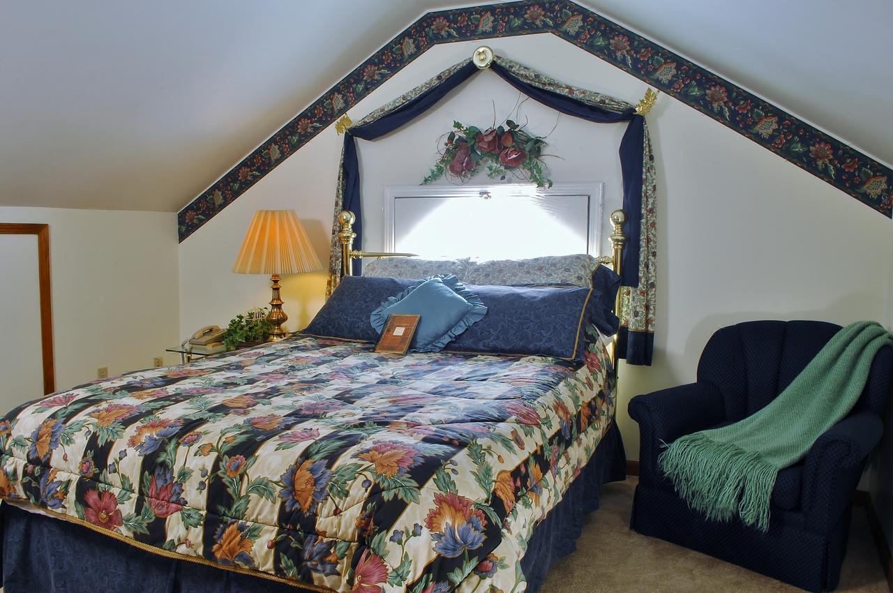 Arbor Hill Inn La Porte ภายนอก รูปภาพ