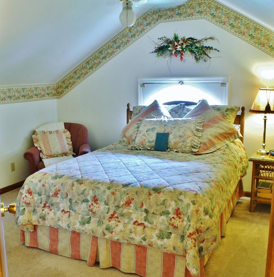 Arbor Hill Inn La Porte ภายนอก รูปภาพ