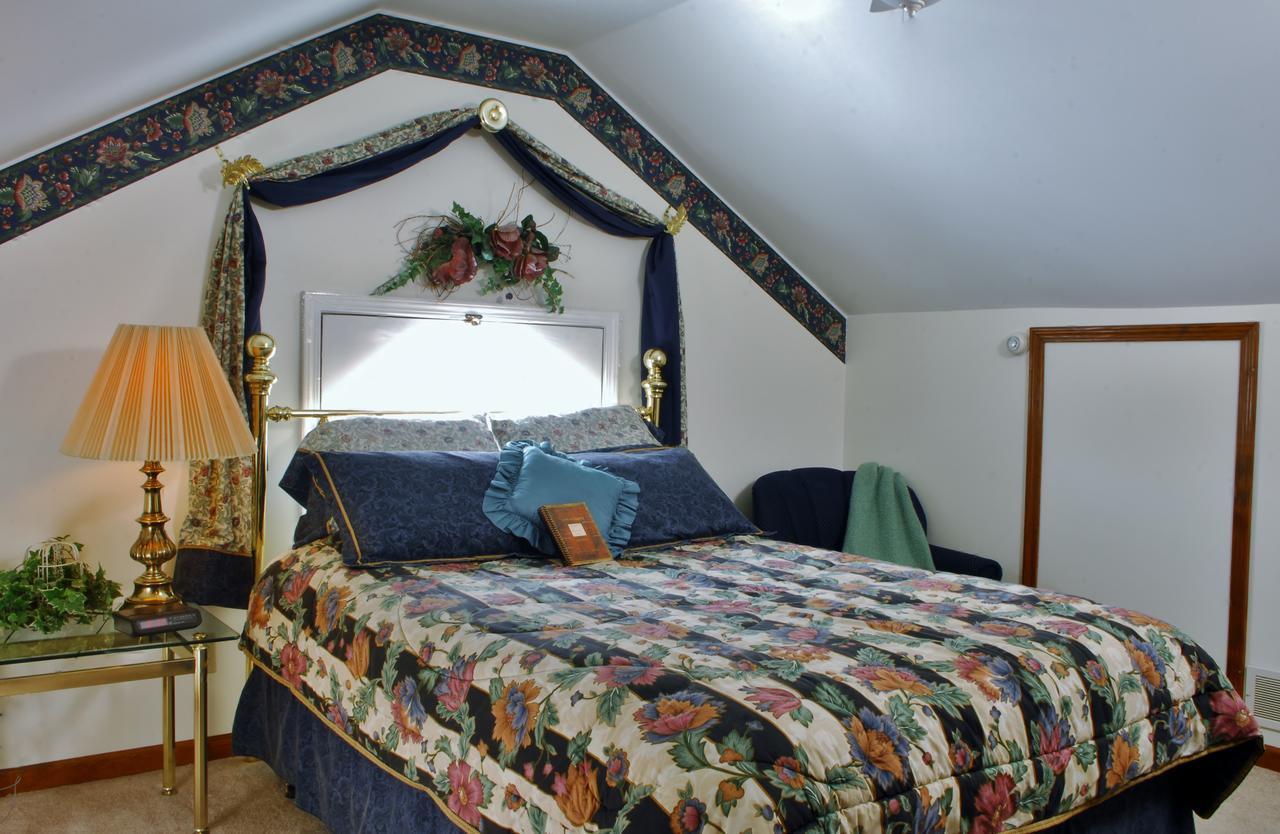 Arbor Hill Inn La Porte ภายนอก รูปภาพ