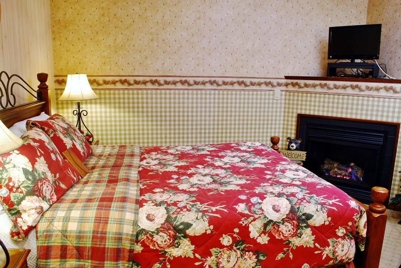 Arbor Hill Inn La Porte ภายนอก รูปภาพ