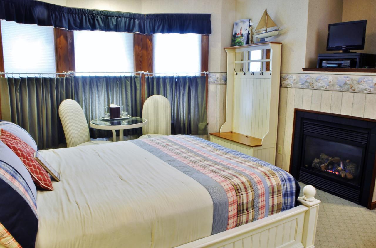 Arbor Hill Inn La Porte ภายนอก รูปภาพ