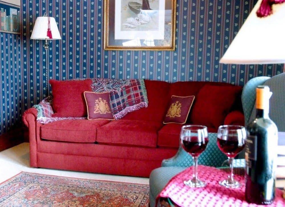 Arbor Hill Inn La Porte ภายนอก รูปภาพ